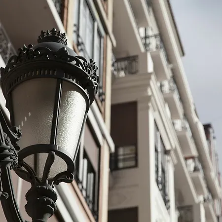 Bubuflats Ayuntamiento Apartment